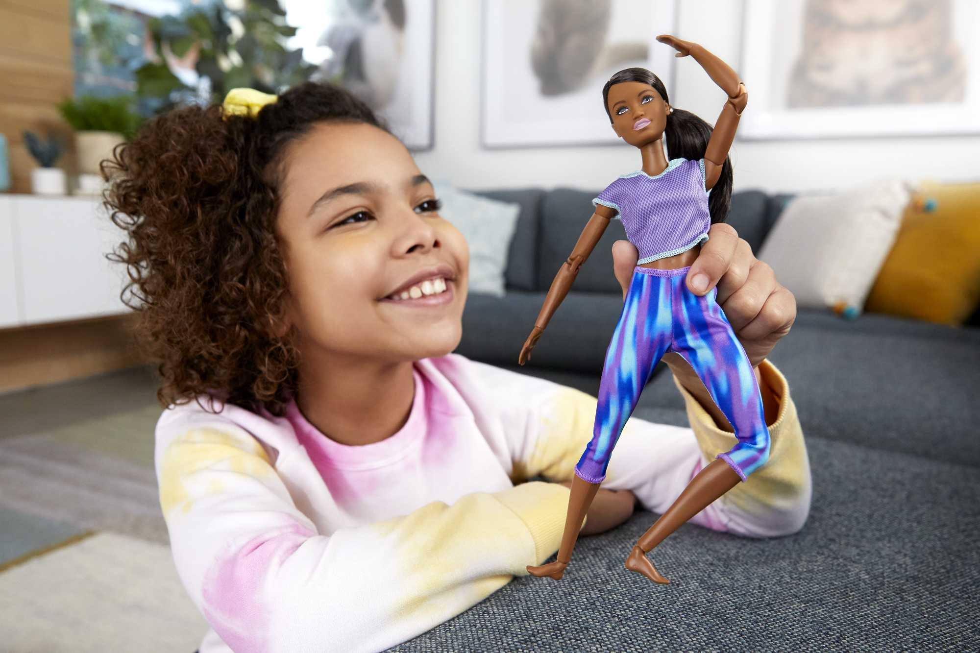  Barbie Made to Move Dolls with 22 Joints and Yoga Clothes,  Floral, Blue : Toys & Games