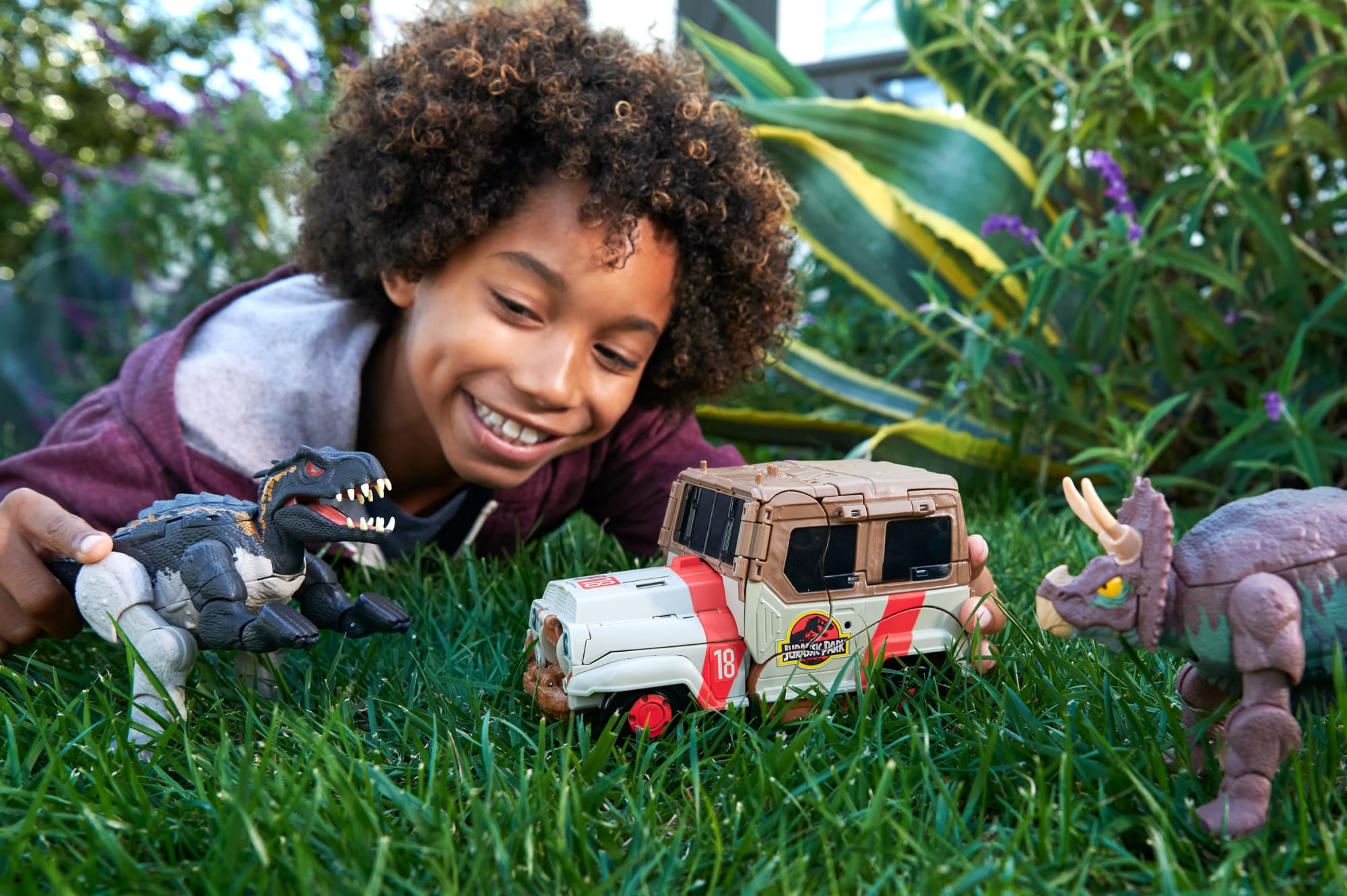 Jurassic World-Course-Poursuite Rugissante-Tyrannosaure et Camion