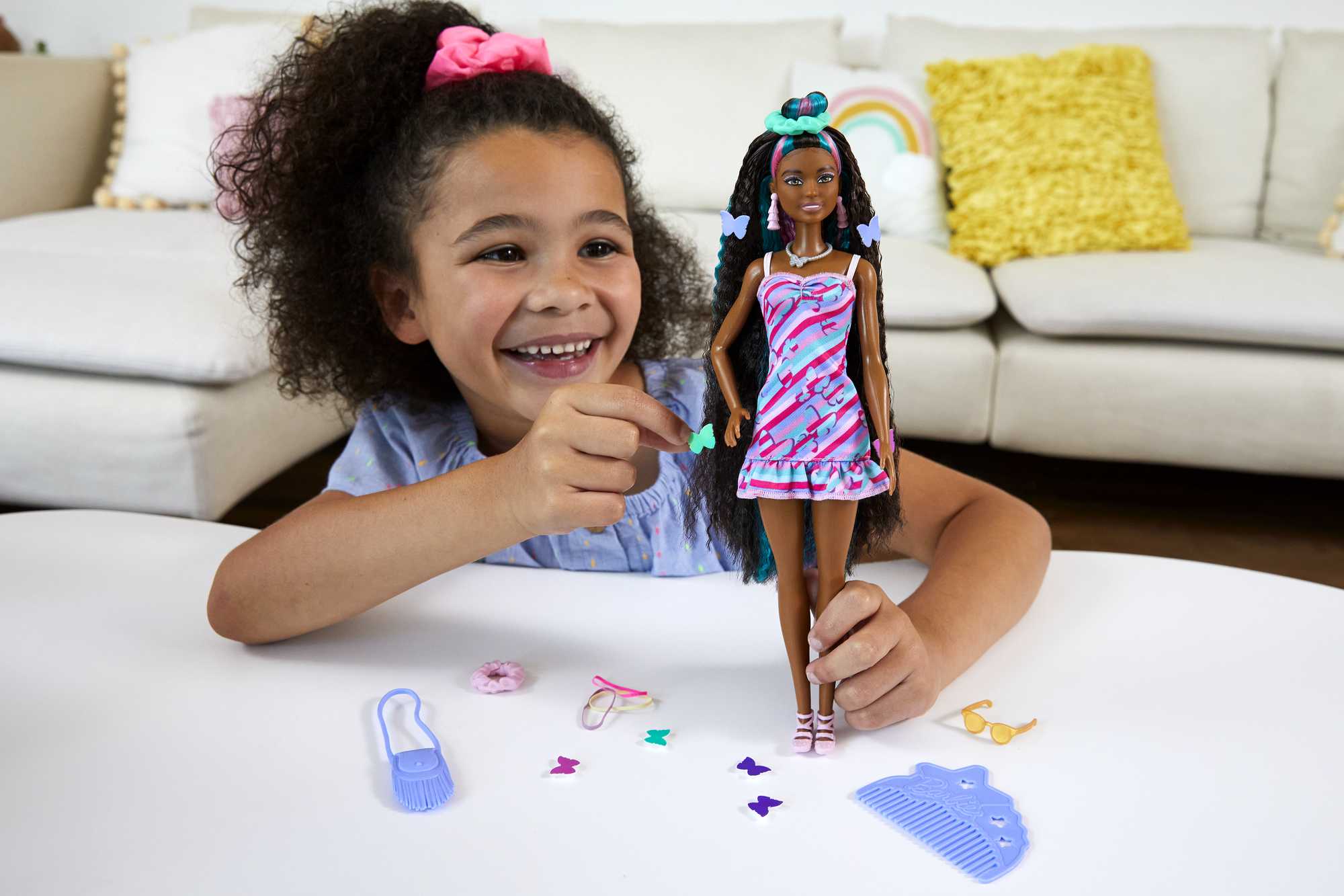 Barbie Totally Hair Butterfly-themed Doll, 8.5 Inch Hair, 15 Accessories, 3 & Up