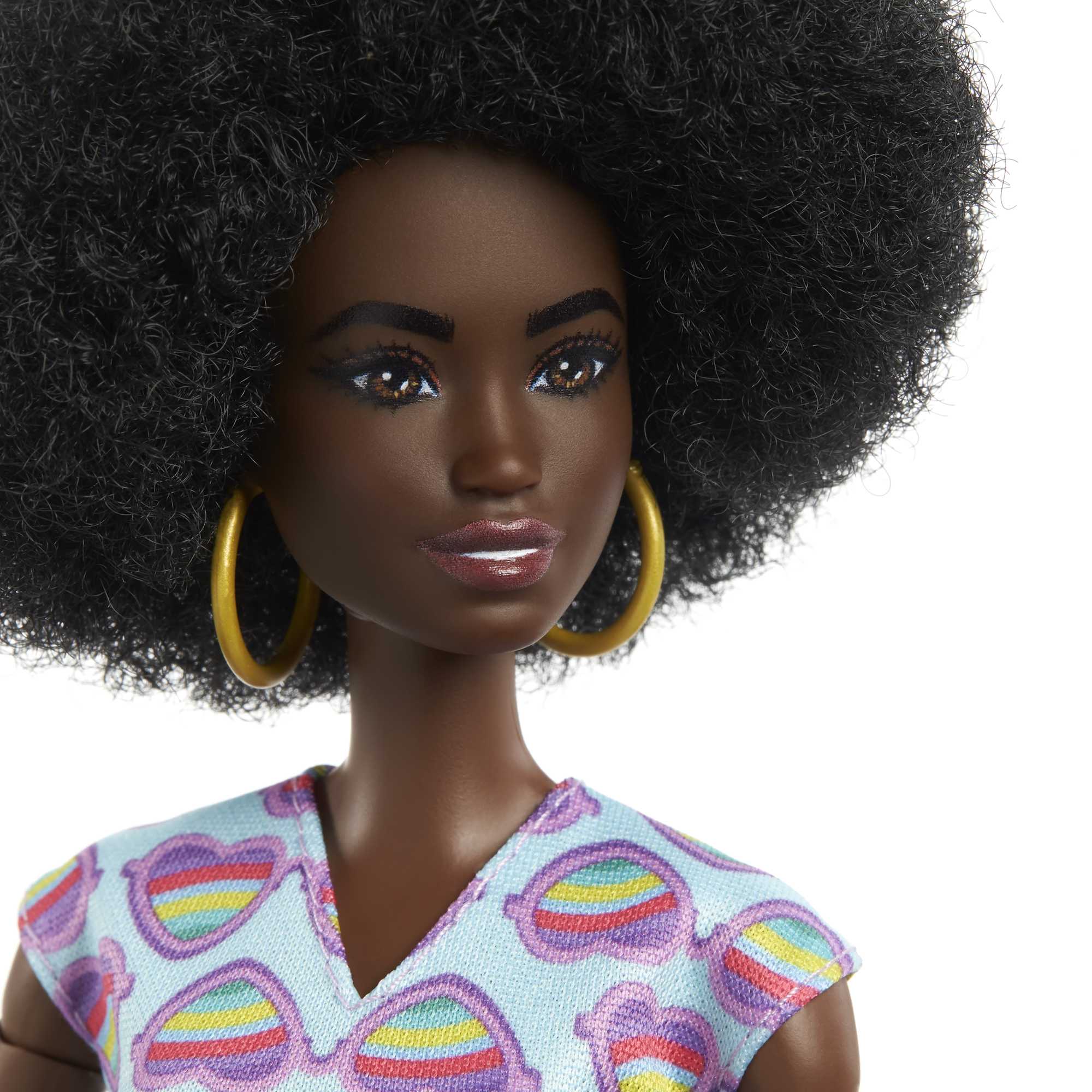 Barbie Fashionistas Poupée Avec Fauteuil Roulant et Rampe