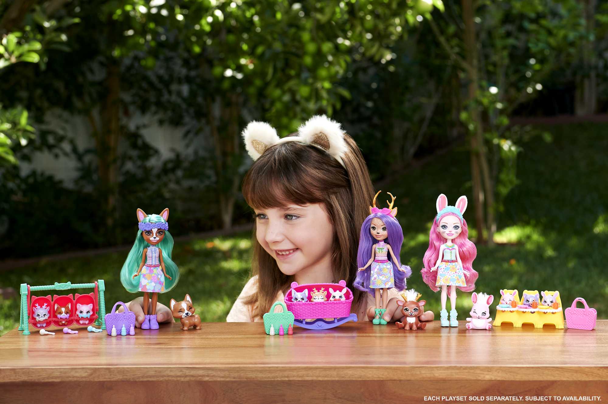 Enchantimals Muñeca Crizia Corgi y su Bestie Bebé