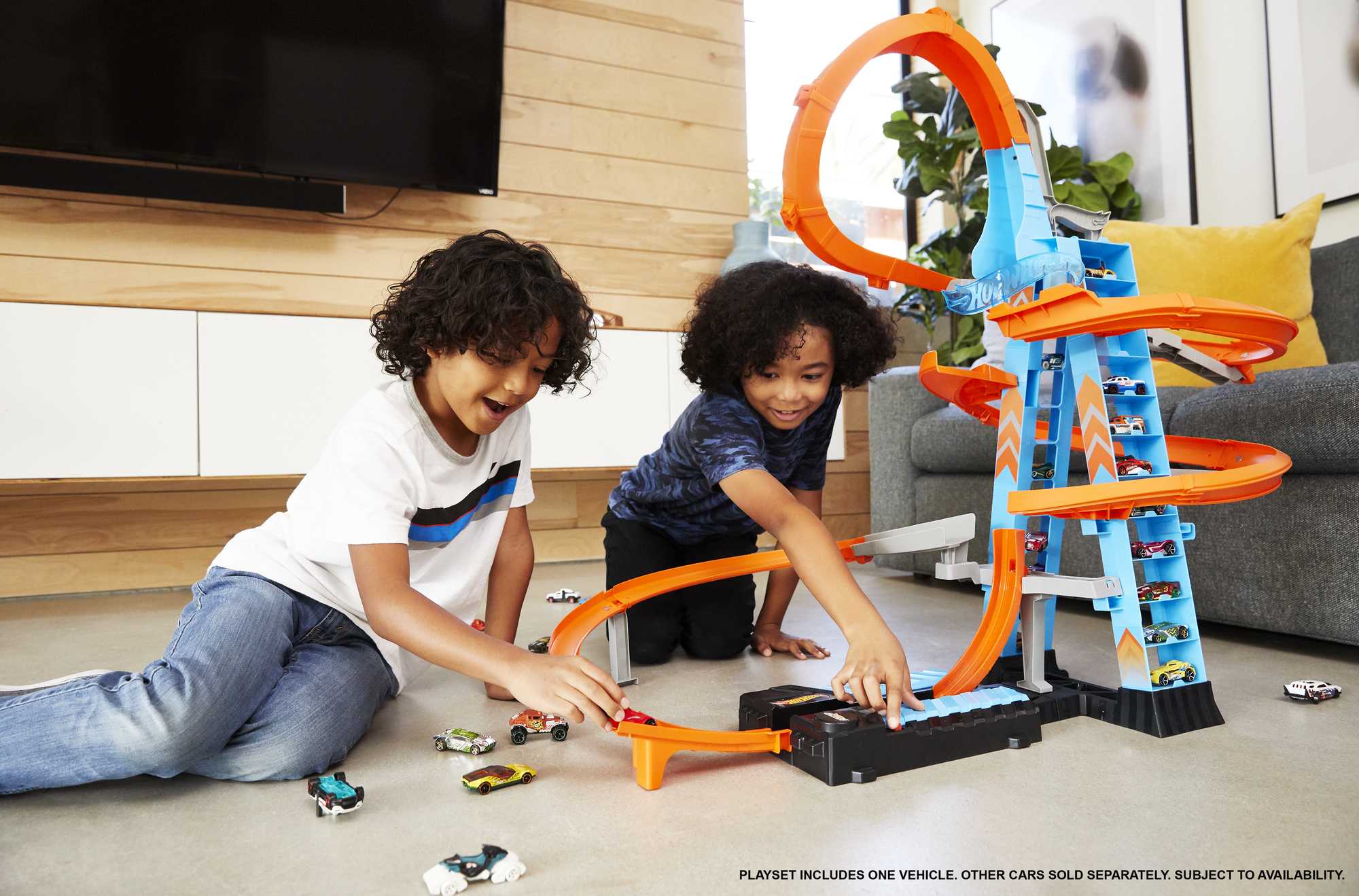 Hot Wheels Corkscrew Crash Track Set 3 Loops Car Launch Playset Kids Toy  Gift