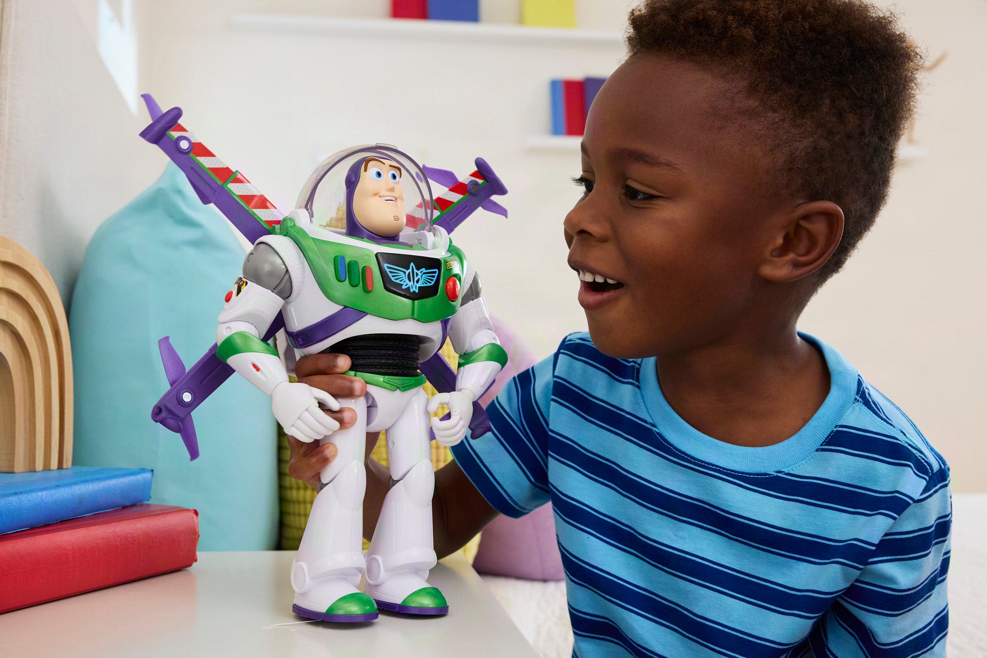 Disney and Pixar Toy Story Flight Mode Hi-Tech Edition Buzz Lightyear ...