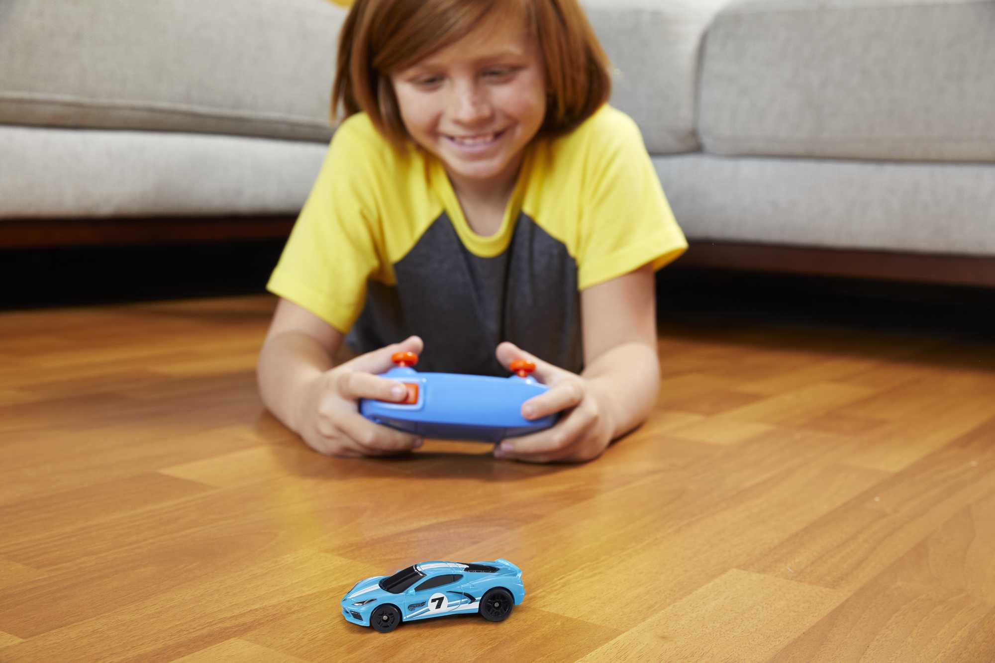 ホットウィール Corvette Central シリーズ　＃1〜4 Amazon.com: Hot Wheels Corvette Stingray, Street Beast