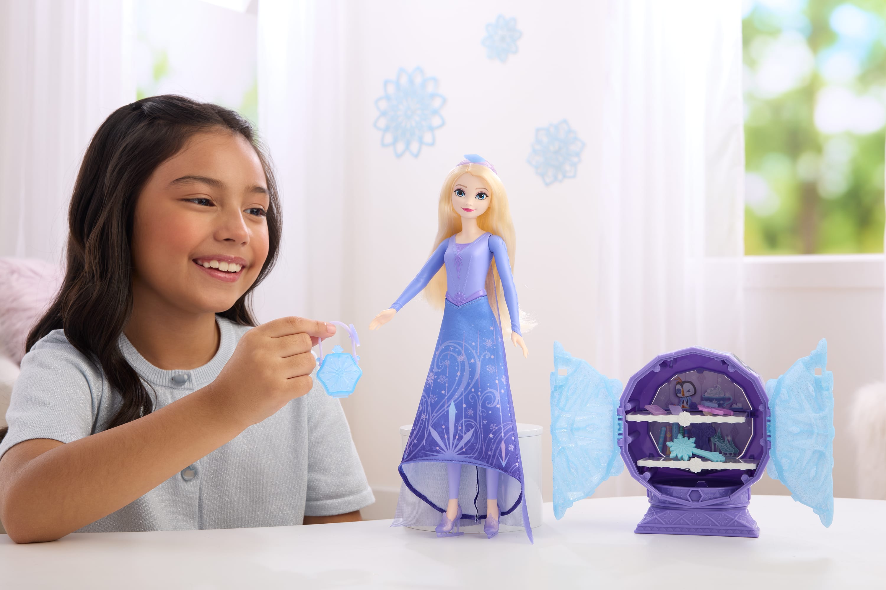 Disney Frozen JEWEL REVEAL Ice Skating Elsa Fashion Doll | Mattel