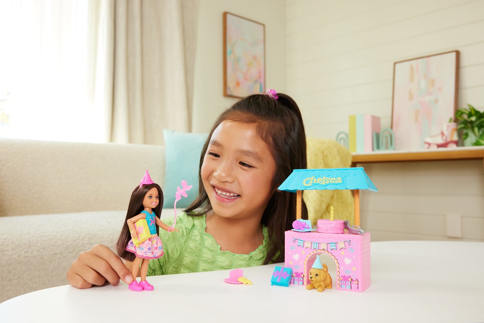 BARBIE CLUB CHELSEA Birthday Surprise Doll and Accessories | Mattel