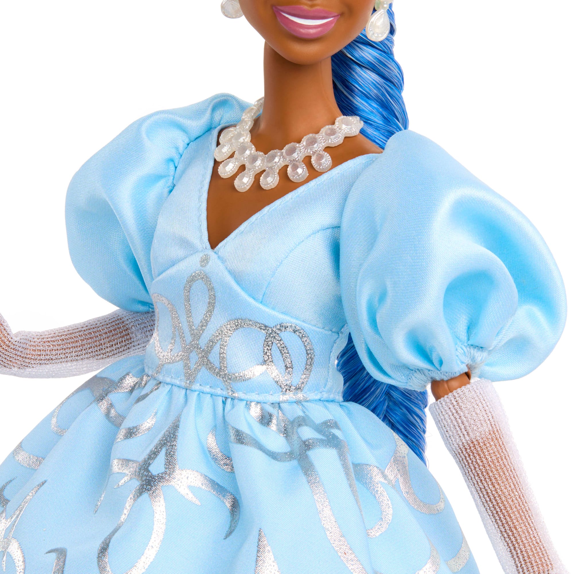 Disney Descendants: The Rise of Red Queen Cinderella Fashion Doll