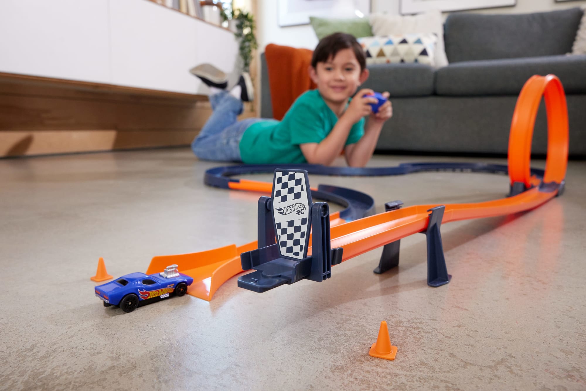 CIRCUIT NEUF HOT Wheels Lights Sizzlers Challenge Deluxe Set Competitie Mattel EUR 100,00 - FR CIRCUIT NEUF HOT Wheels Lights Sizzlers Challenge Deluxe Set Competitie Mattel EUR 100,00 - FR