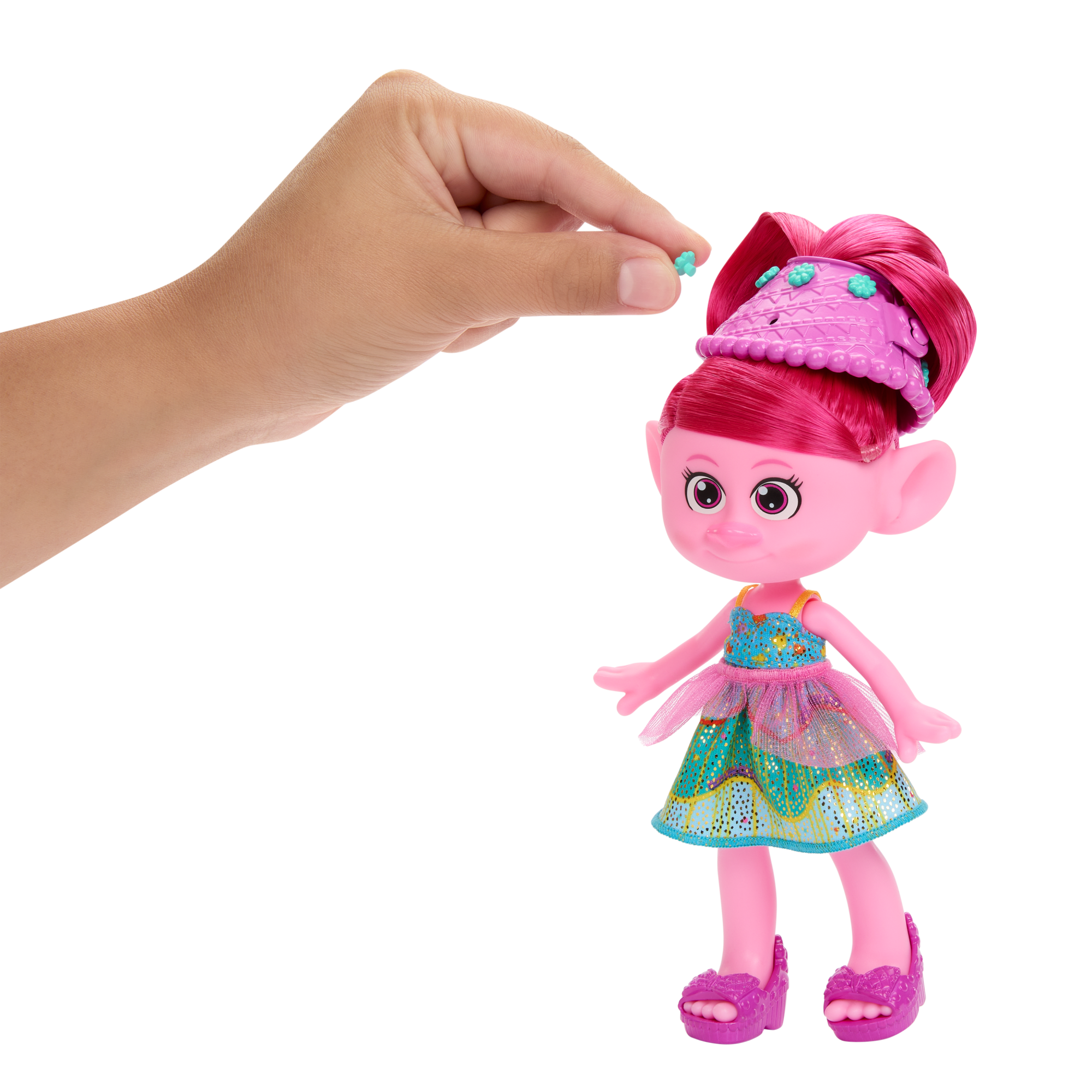 Mattel DreamWorks - Bambola alla moda Trolls Fun Fair Surprise Trendsettin' Viva con capelli vivaci e accessori, giocattoli ispirati alla serie YouTube