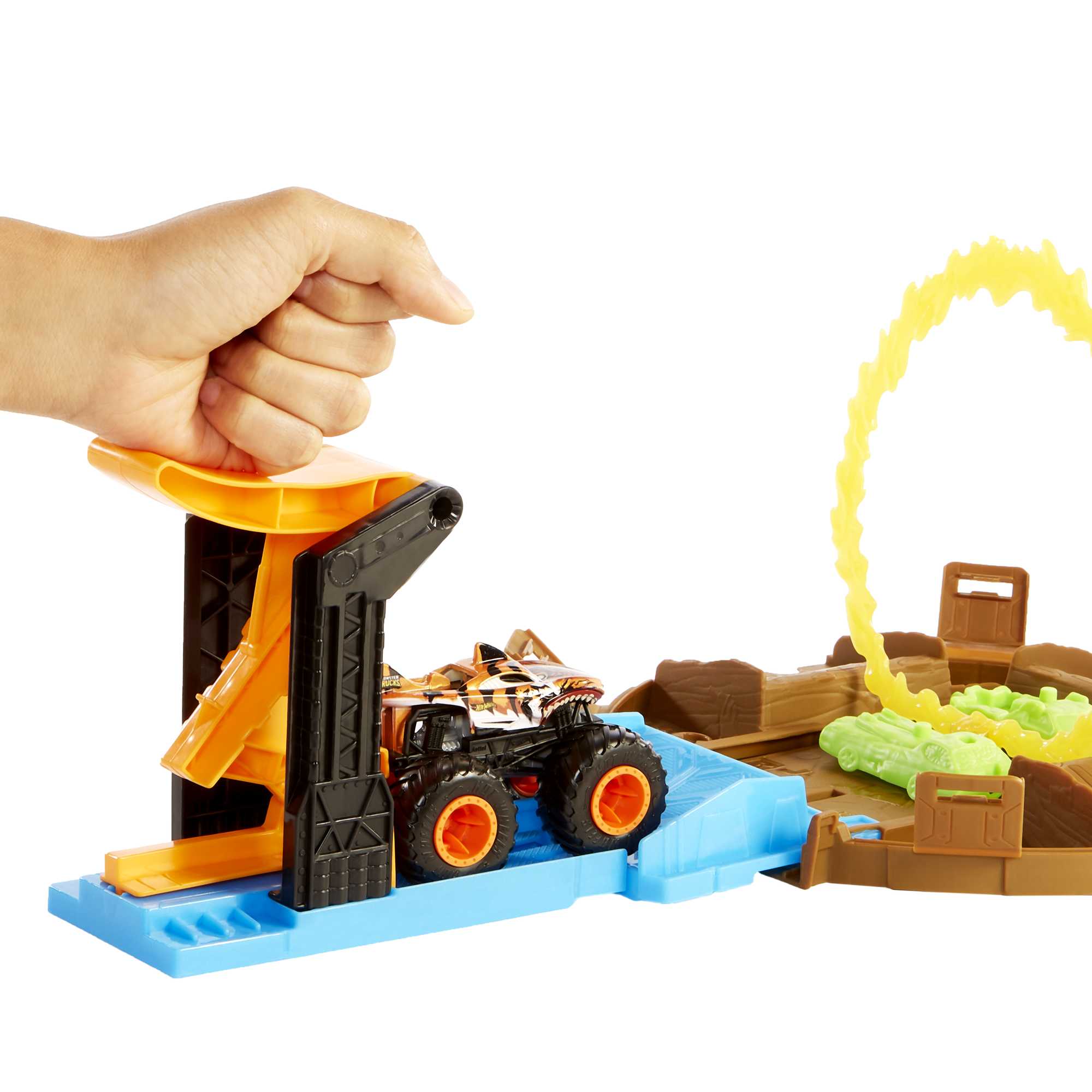 Hot Wheels Monster Trucks Stunt Tire Play Set